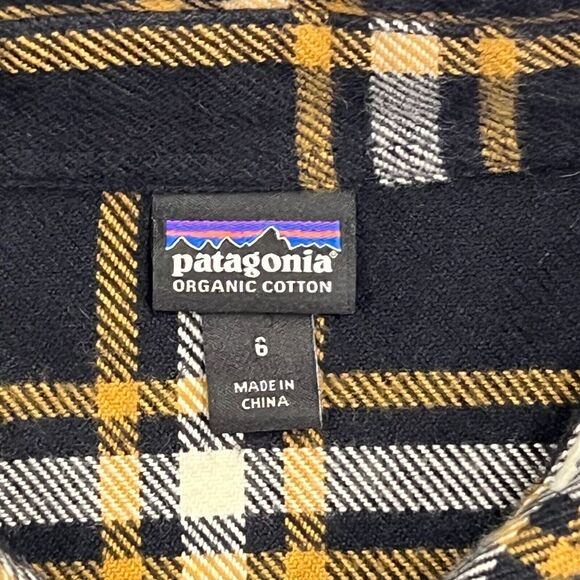 Womens Patagonia Long Sleeve Button Down Outdoor Flannel Plaid Shirt Size 6 EUC - Picture 3 of 4